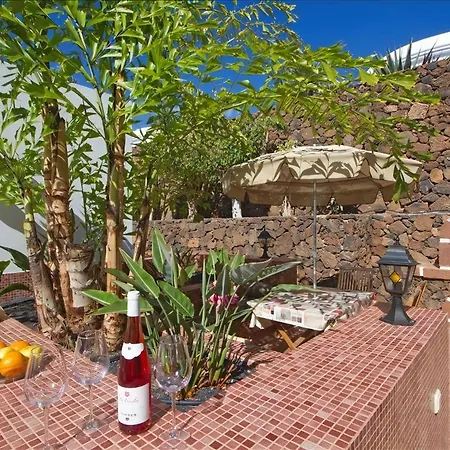 Charming 4 Bedrooms Tarez Private Pool Villa