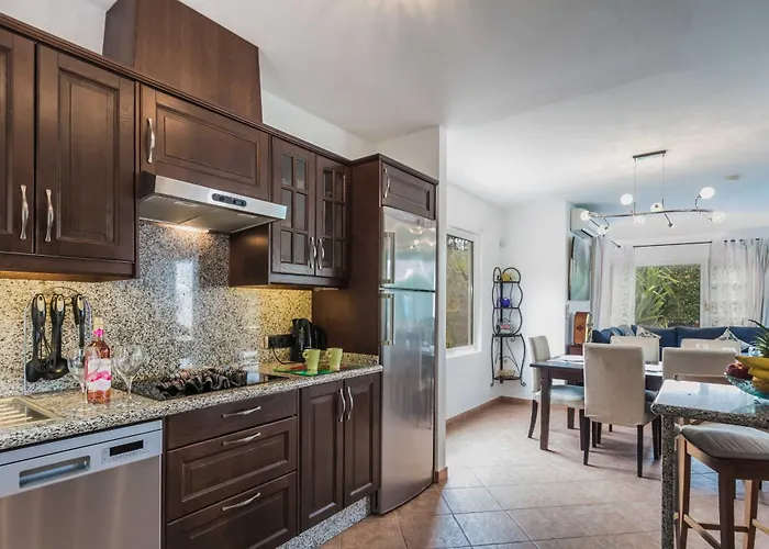 Charming 4 Bedrooms Tarez Private Pool فيلة *