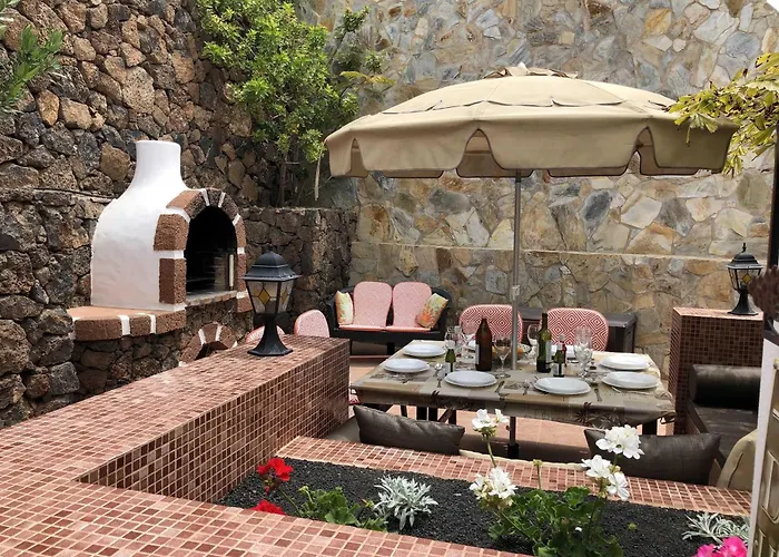 Charming 4 Bedrooms Tarez Private Pool فيلة بويرتو ذيل كارمين