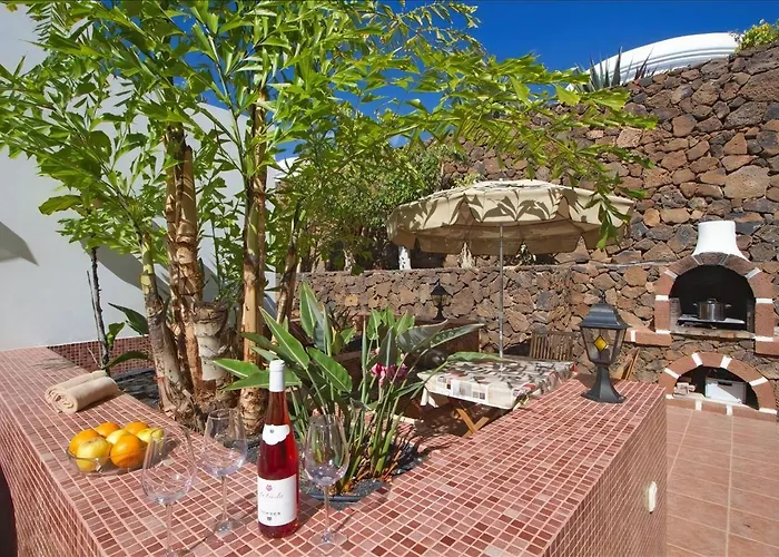 Charming 4 Bedrooms Tarez Private Pool فيلة